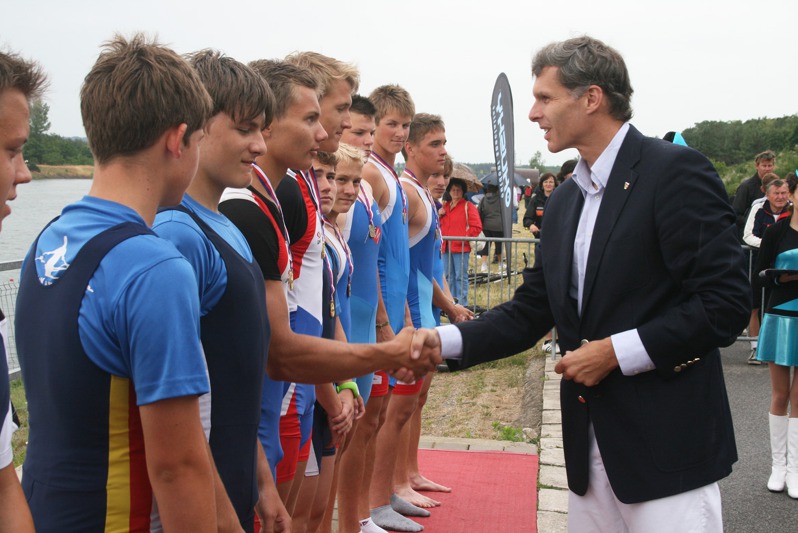 Medaile předával i předseda ČOV Jiří Kejval