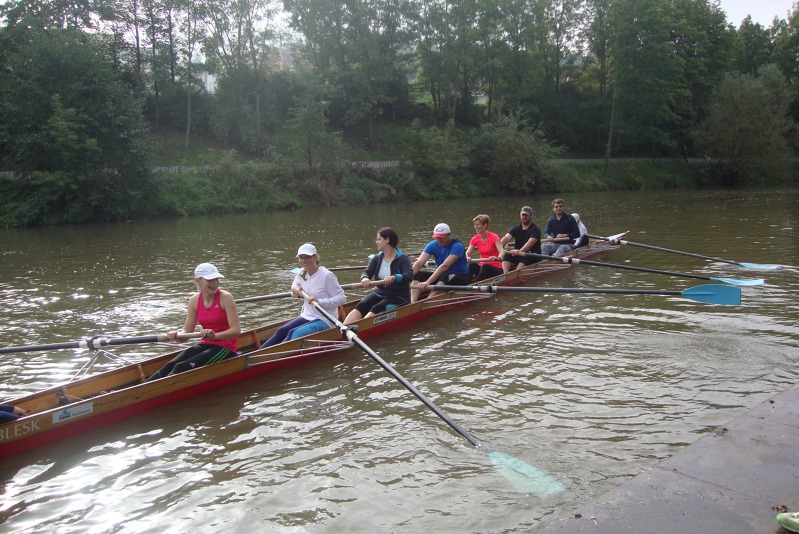 Eliška Podrazilová a Adéla Hejdová se s rodiči dobře bavily! Eliška Podrazilová a Adéla Hejdová se s rodiči dobře bavily!