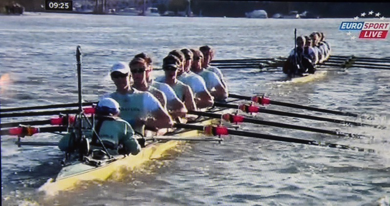 Posádka Oxfordu ovládla závod systémem start–cíl Posádka Oxfordu ovládla závod systémem start–cíl