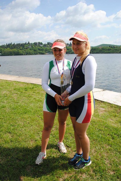 Vítězná dvojka juniorek (Foto Czech junior rowing team)