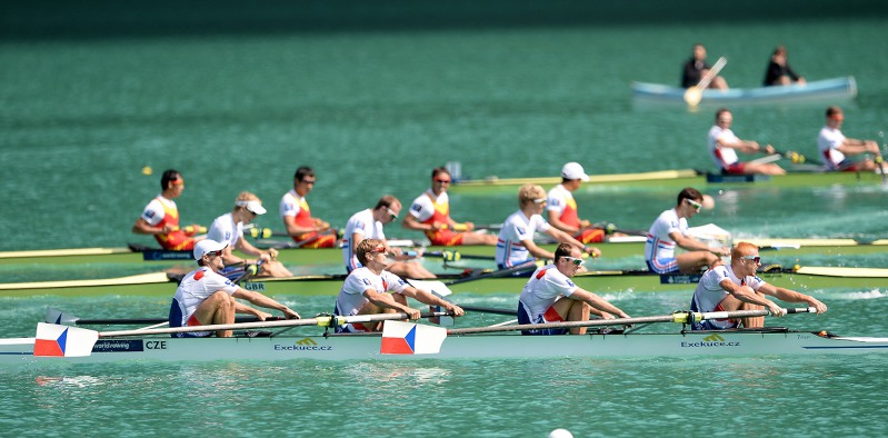 Cíl finále B noncoxů mužů lehkých vah Cíl finále B noncoxů mužů lehkých vah