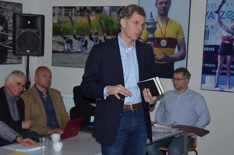 Jako host vystoupil předseda ČOV Jiří Kejval Jako host vystoupil předseda ČOV Jiří Kejval