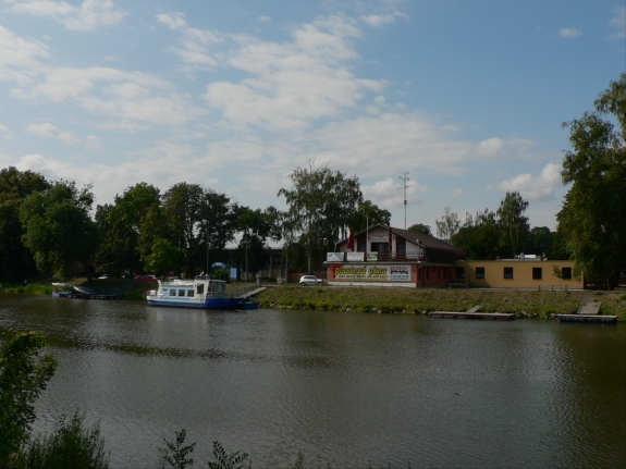 Víkendové regaty v Břeclavi a Litoměřicích
